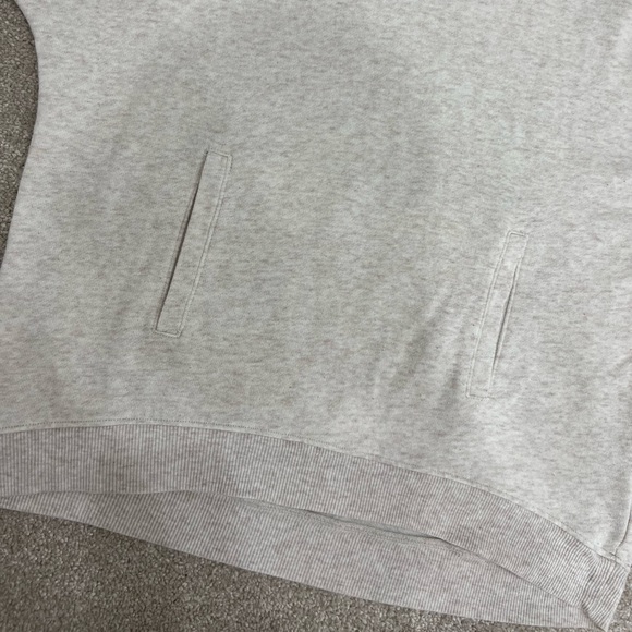 Old Navy Oversized Hoodie with 3 quarter length sleeves size xl girls - Picture 8 of 12